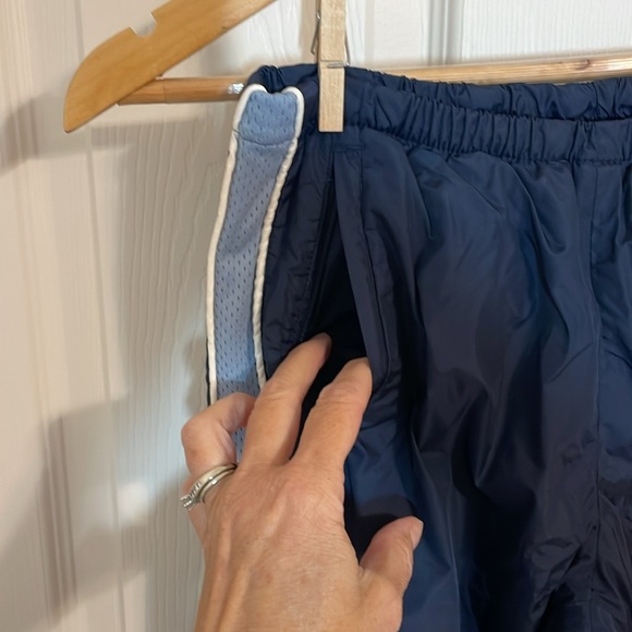Vintage Old Navy Wind Pants, Women’s XS - Picture 4 of 10